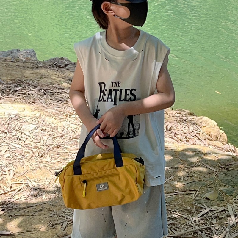 Mochila deportiva al aire libre para niños y niñas, bolsas de hombro, bolsas de equipaje para niños, bolsas de viaje multifuncionales para niños.