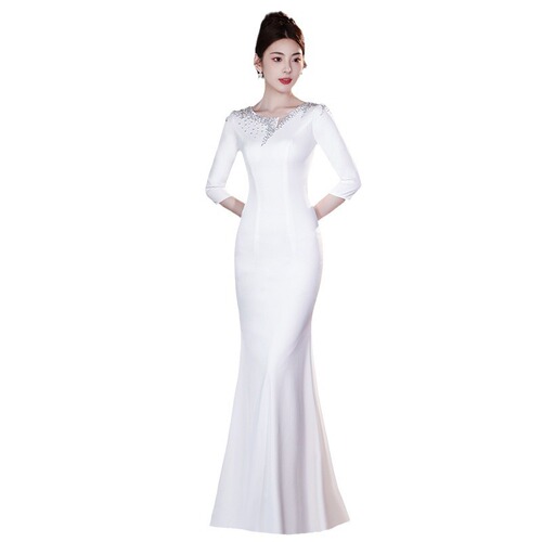 White Evening Gown 2026 Winter New French Simple and Elegant Long-Sleeve Fish Tail Host/Hostess Evening Gown