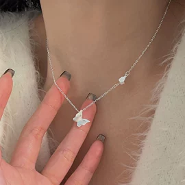 真发假发;连衣裙;假发护理用品