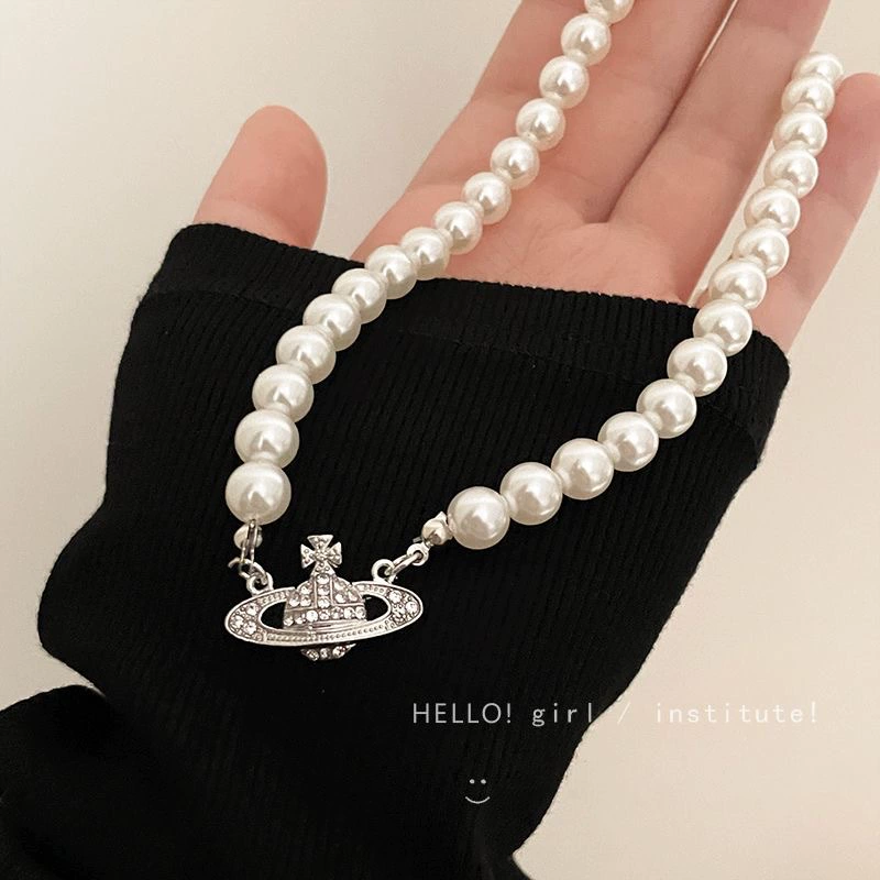 Branded necklace from pearl, small design chain for key bag , choker, light luxury style, интернет-знаменитость
