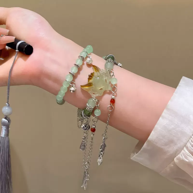 新中式灵狐玻璃羽毛串珠流苏手链国潮百搭通勤手环小众高级感手饰