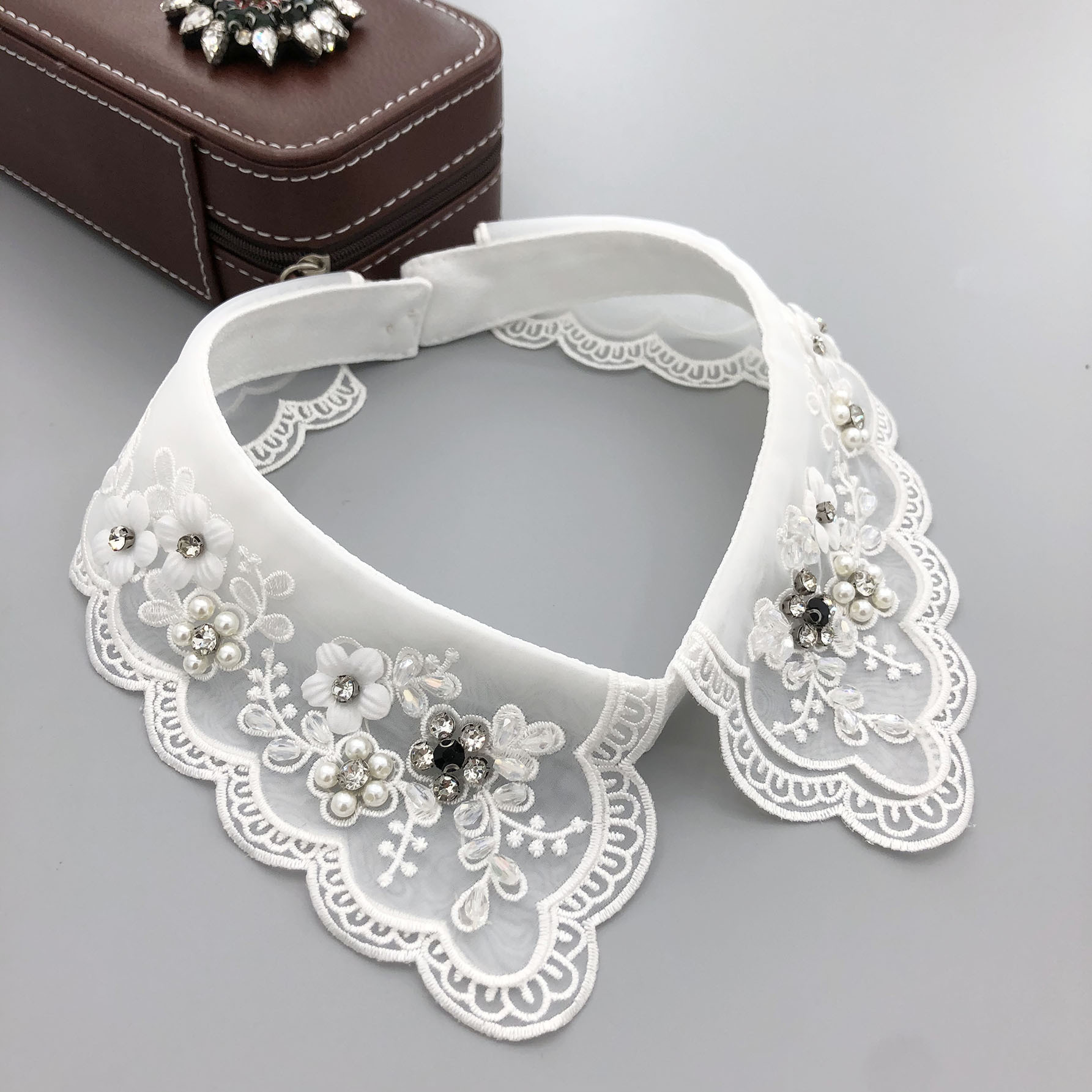 廠家供應 新款女秋冬釘珠水鑽襯衫假領子春秋復古假領衣領 配飾