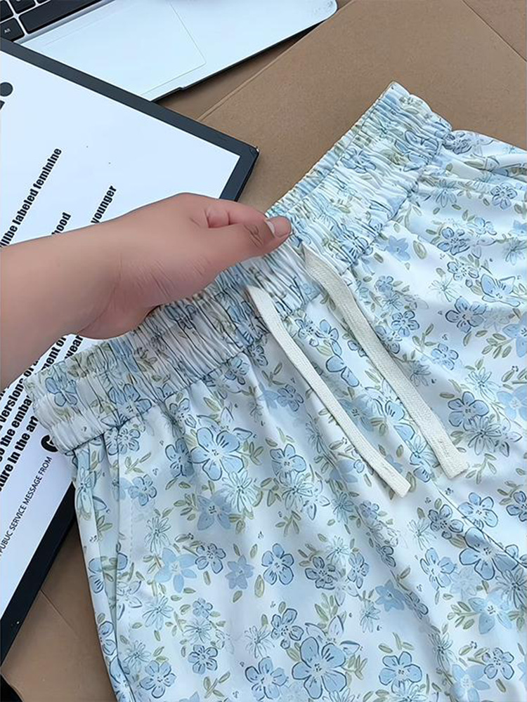 Floral Print Shorts Men, Loose Fit 5-Inch Casual High Street Fashion Shorts, Lightweight Breathable Summer Short Pants With Retro Vibe_viptrois.com