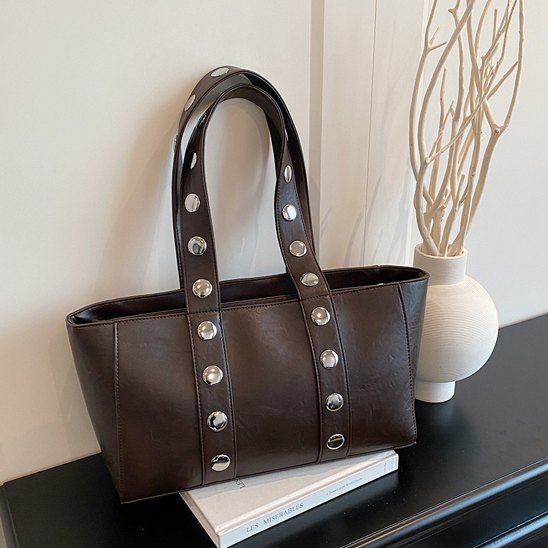 Fashionable Casual Stylish Large-Capacity Armpit Bag New Texture Shoulder Bag 2025 Autumn and Winter Women's Tote Bag