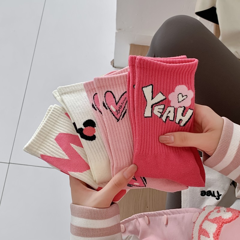 80g Weight Neutral Feel Of Sensation Socks Classification Socks Lingerie Type Cotton Fabric Type Stretchy Elasticity A Pair Quantity Daily, Street Occasion Comfort Function Letter, Heart Shape Pattern All Seasons Season Women's Gender Simple Style Style Women's Simple Style Letter Heart Shape Cotton Crew Socks A Pair 无