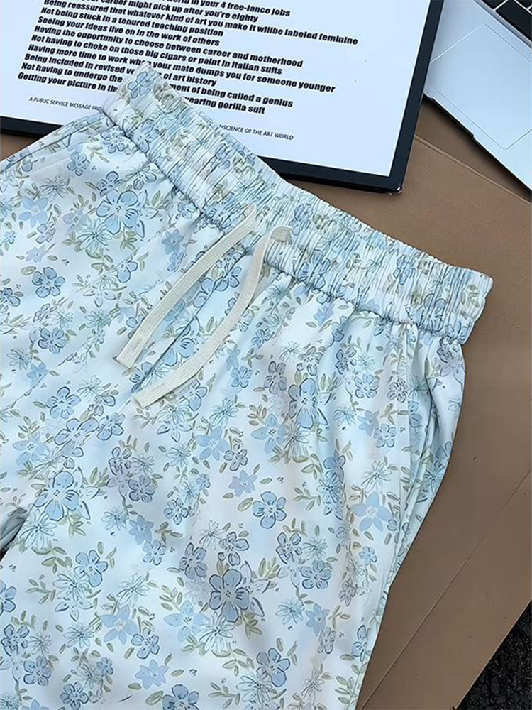 Floral Print Shorts Men, Loose Fit 5-Inch Casual High Street Fashion Shorts, Lightweight Breathable Summer Short Pants With Retro Vibe_viptrois.com