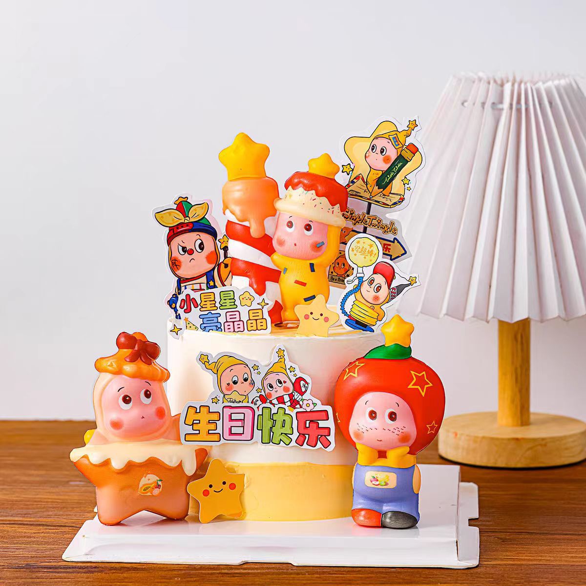 Cute dibujos animados desear bebés estrella decoración de pastel de cumpleaños de niños esponja muñeca plug-in