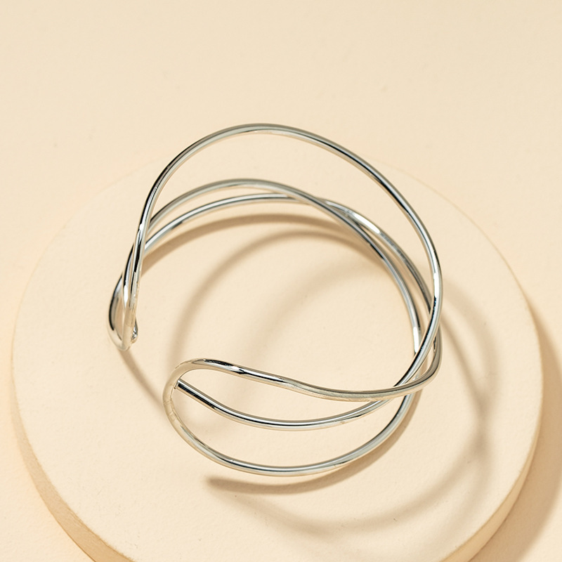 fashion metal line bracelet