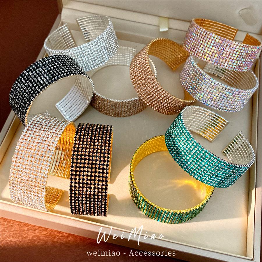 Brazalete de apertura elástica redonda multicapa de diamantes estilo europeo y americano temperamento exagerado pulsera ligera de lujo nicho joyas de mano para mujeres