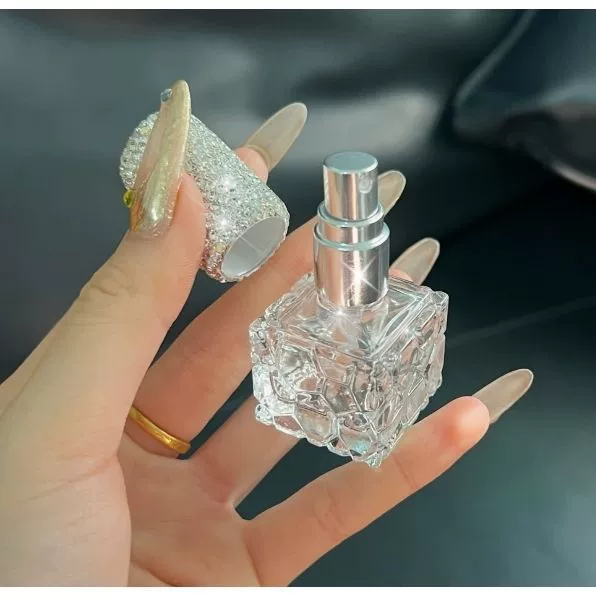 Алмазная бутылка спрей 10ml парфюмерная бутылка винт парфюмерная бутылка спрей водяной куб парфюмерная бутылка парфюмерная бутылка