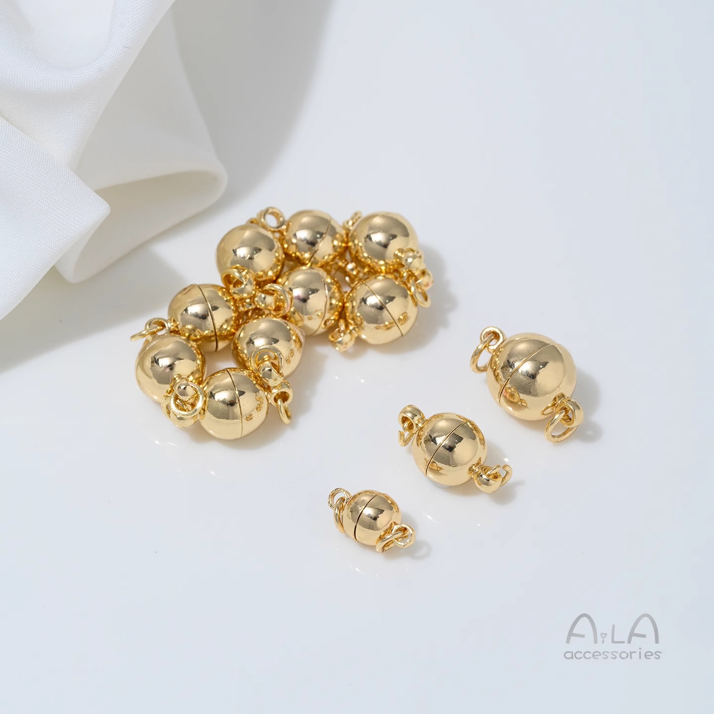 強力な色保持プラチナラウンドマグネットバックル 14 18K ボール磁気バックル diy ハンドネックレスジュエリー仕上げバックルアクセサリー