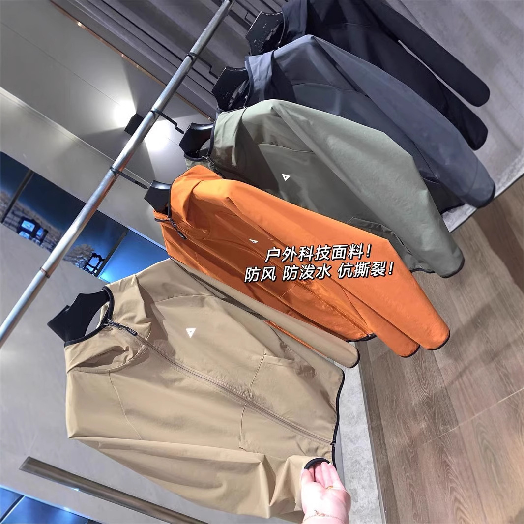 Sports function waterproof elastic quick-drying breathable spring and summer men's outdoor sunscreen hooded thin jacket skin coat