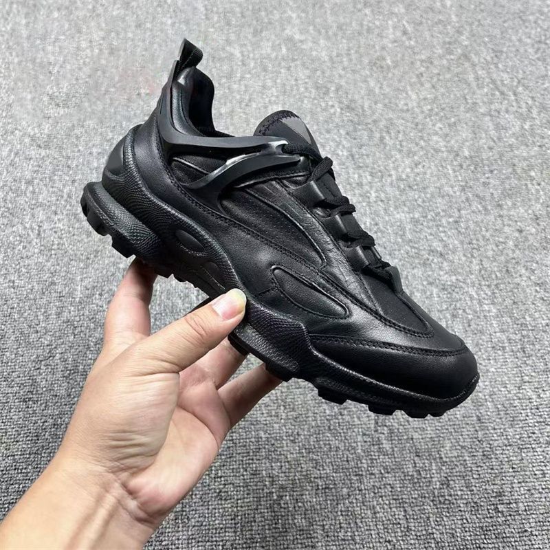 2025 New Autumn and Winter Versatile Men's Shoes Casual Shoes Trendy Comfortable Black Breathable Outdoor Men's Dad Shoes