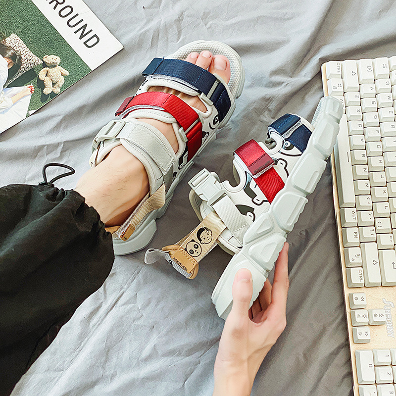 Jinjiang sandalias de explosión adhesivas frías sandalias de verano para hombres, antideslizantes y desodorantes, sandalias y zapatillas de playa de plataforma deportiva