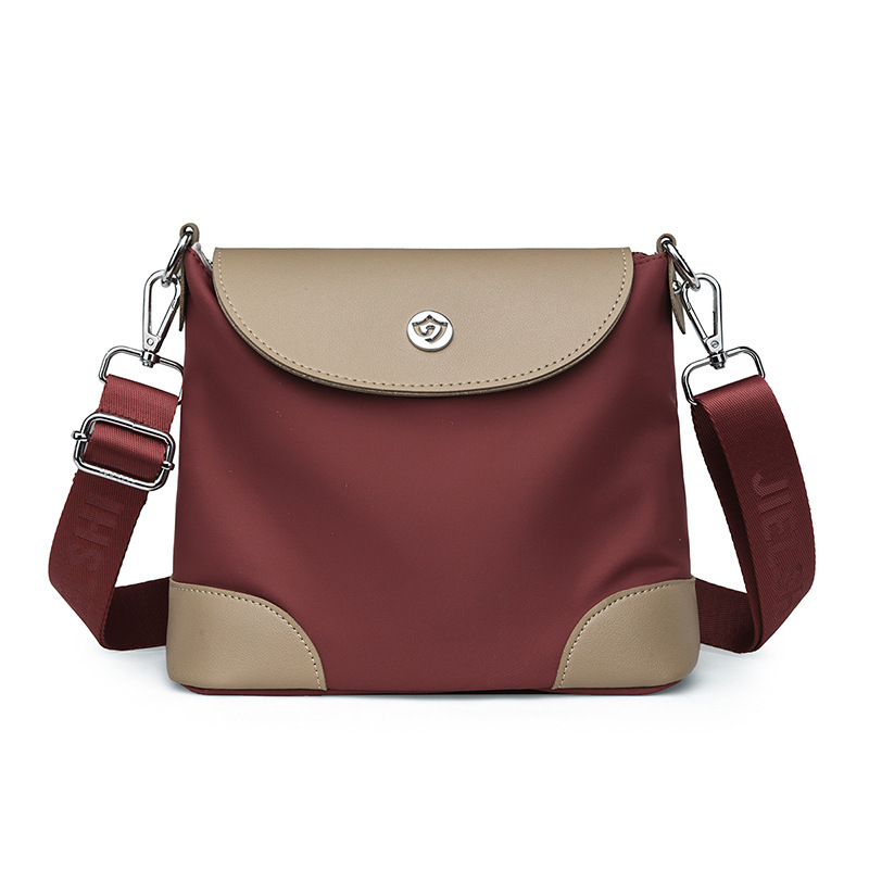 붉은 도자기 색