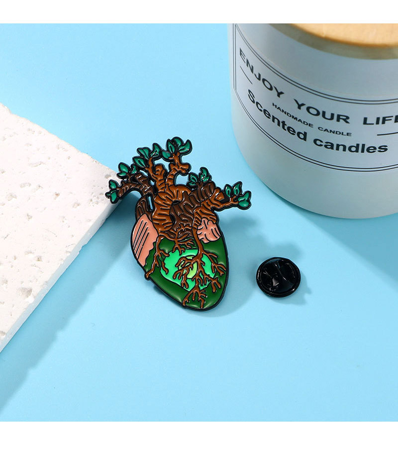 Heart, Tree, Heart Shape Pattern Cute Pin Heart Tree Heart Shape Alloy Enamel Unisex Brooches