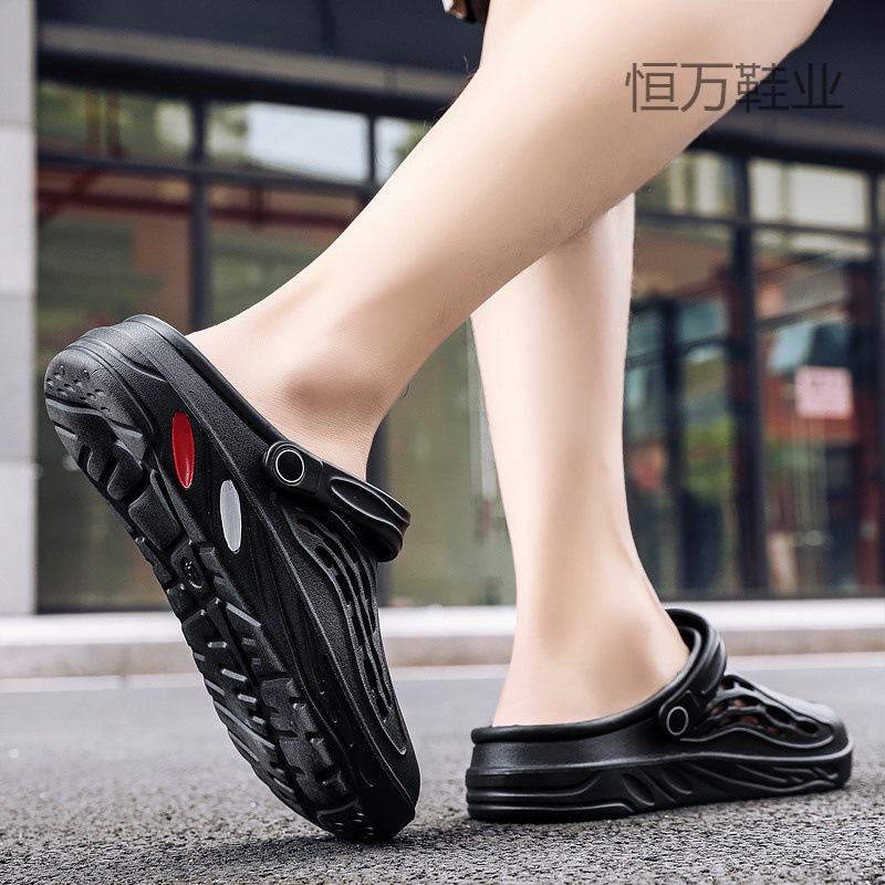 Fujian big manufacturers 2022 new summer slippers men's large size hole shoes wear beach shoes casual breathable