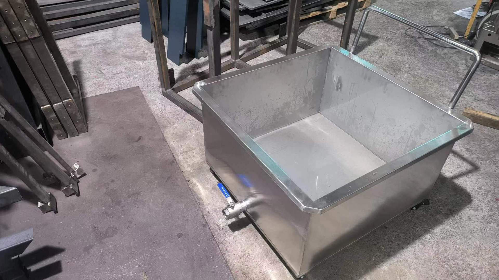 f1f213ec0341115c9e21bfac9cd296