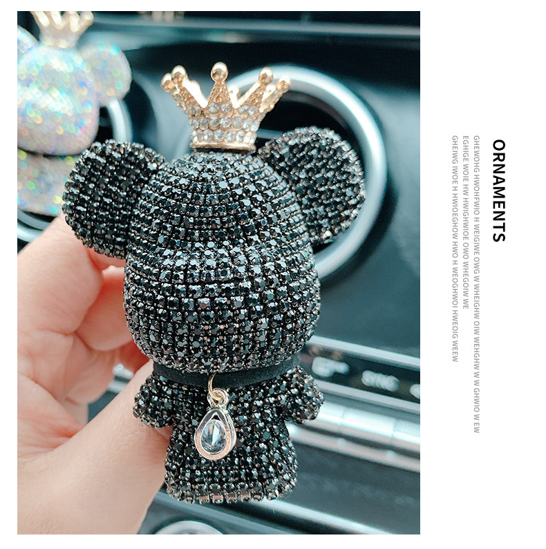 New rhinestone violent bear creative car decoration air outlet car aromatherapy Diamond-embedded car accessories factory wholesale