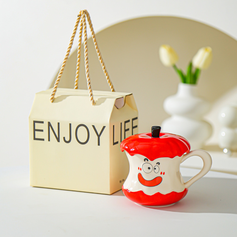 Creativo y extraño, taza de agua con cuchara de tapa, regalo de mano, taza de cerámica, taza de pareja de frutas en línea.