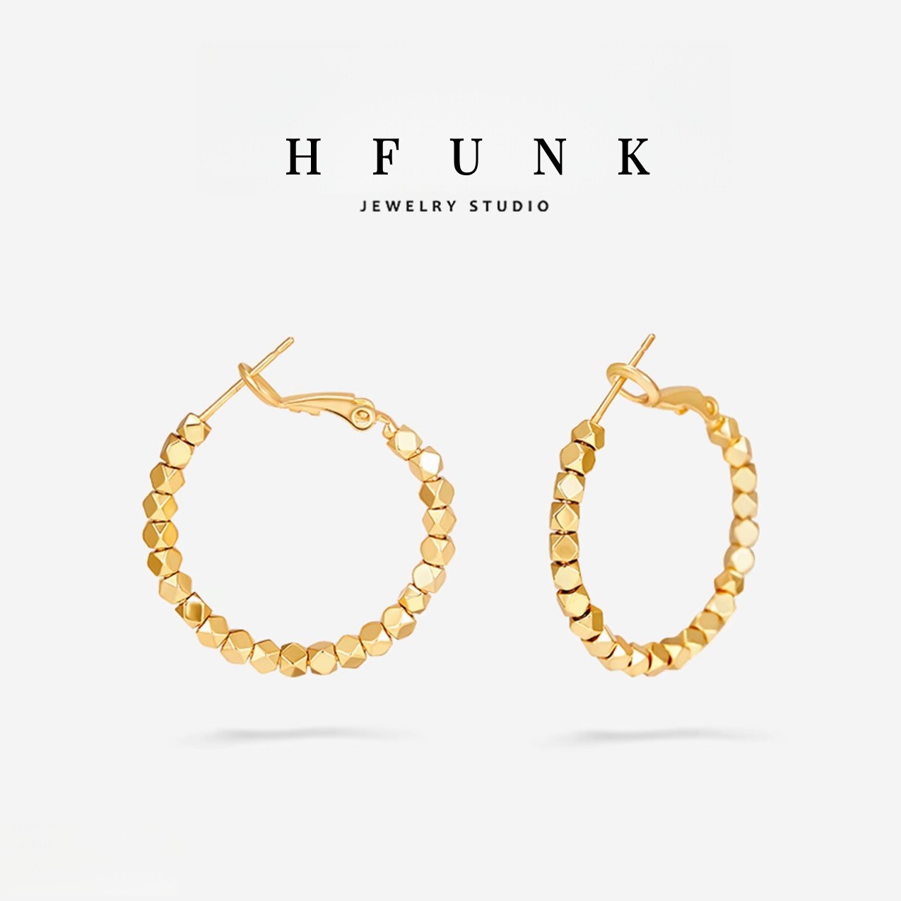 Silver Needle Minimalist Silver Circle Earrings 2026 Hot Style High-End Ear Hoops Niche Design Women's Earrings