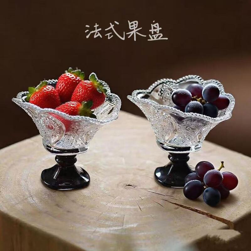 太陽の花のレリーフガラスの高い足のアイスクリームのデザートの杯の碗の家庭の客間の接客は商用の高級感を並べます。|undefined