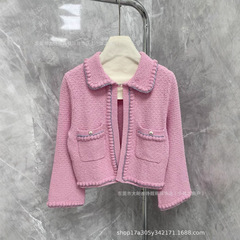 深セン南油原単工場の私渠2025逸品の婦人服の卸売りの小さい香花の毛は丸首の修身のコートの女性です。