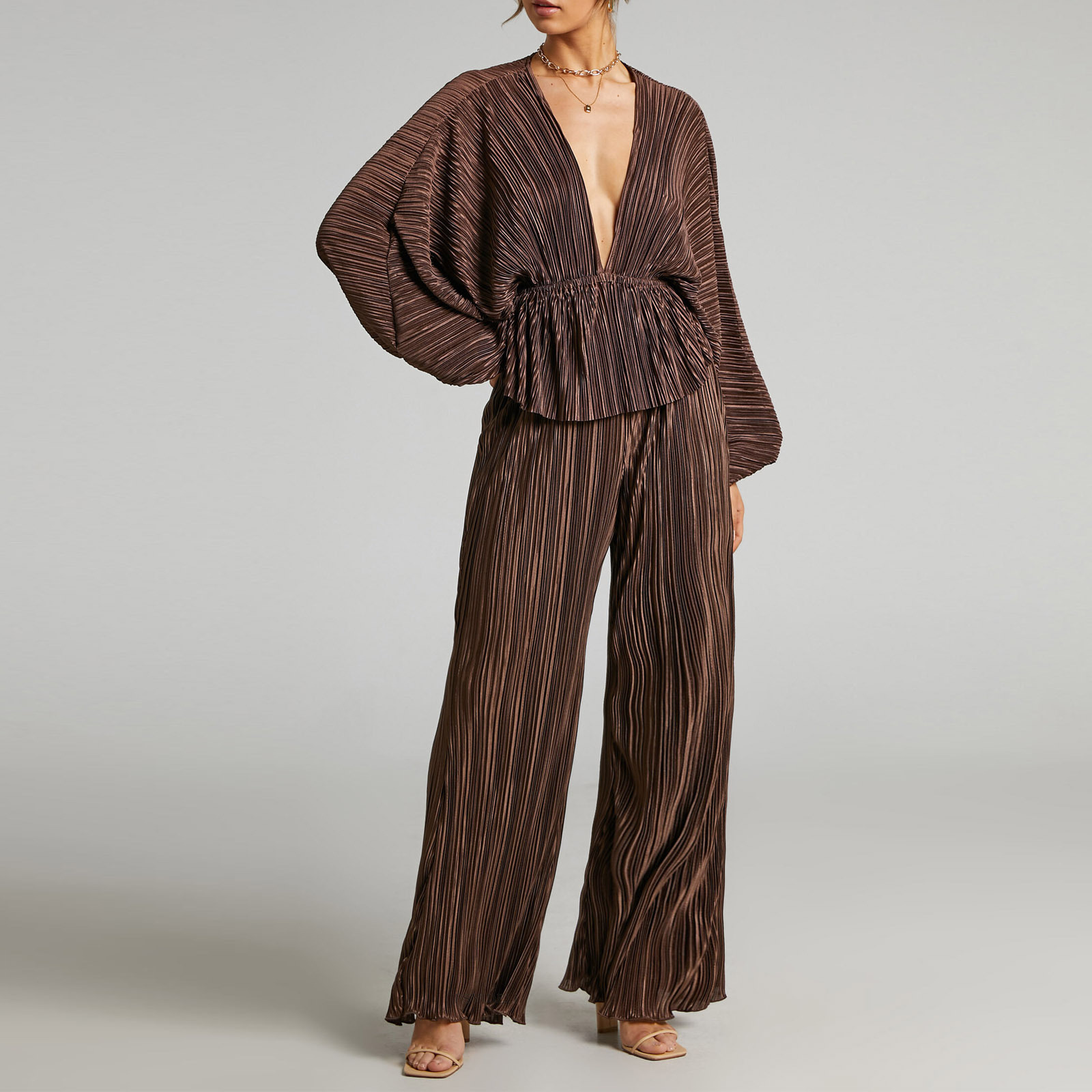 Polyester Fabric Type Pant Co-ord Set Sets Type 2 Piece Set Quantity Daily Occasion V Neck Neckline Daily Women'S Fashion Solid Color Polyester Pleated Pant Co-ord Set Pants Sets