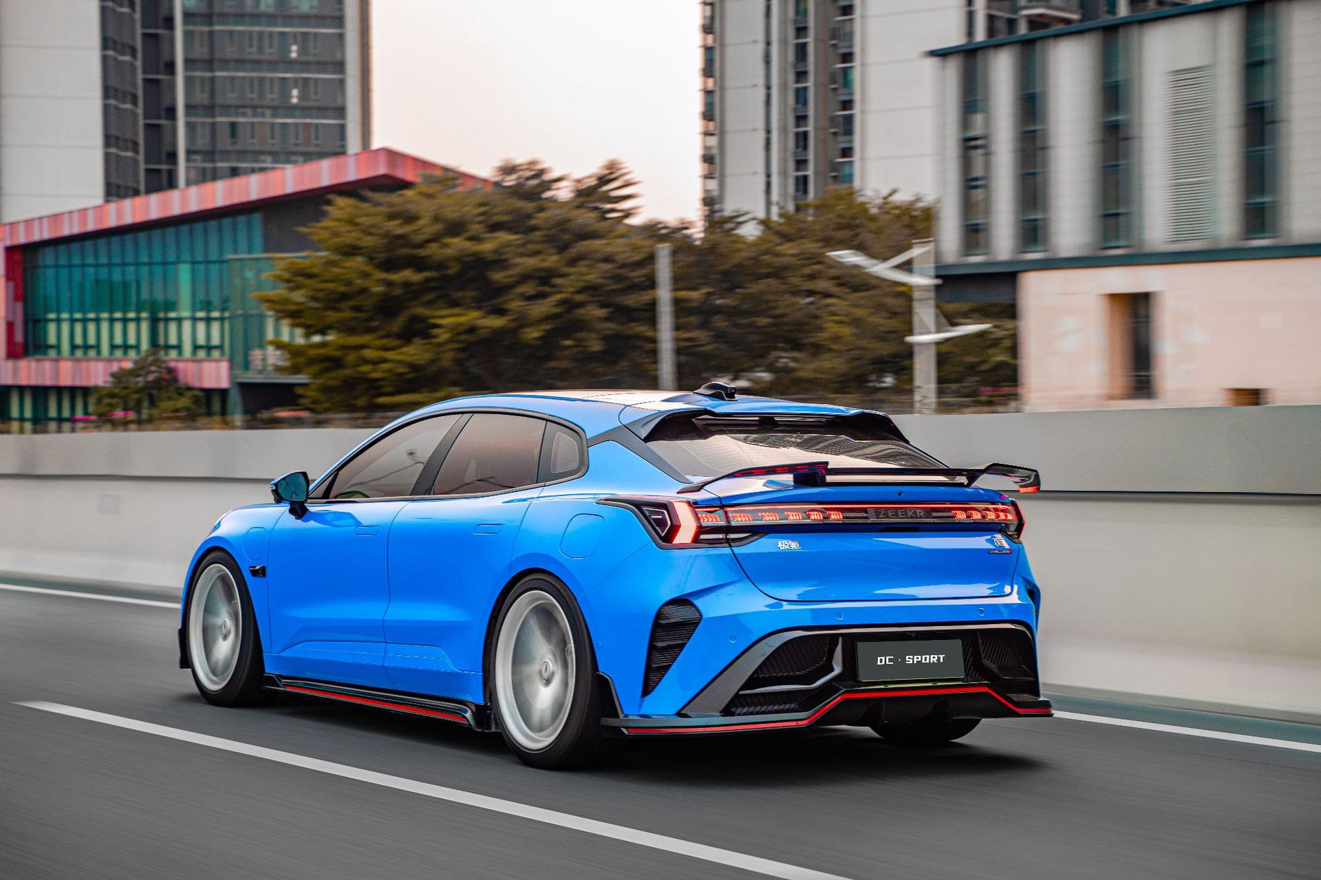 Suitable for 21-26 model Zeekr 001 DC model wide-body modification front spoiler, side skirts, rear lip, and sporty rear wing kit