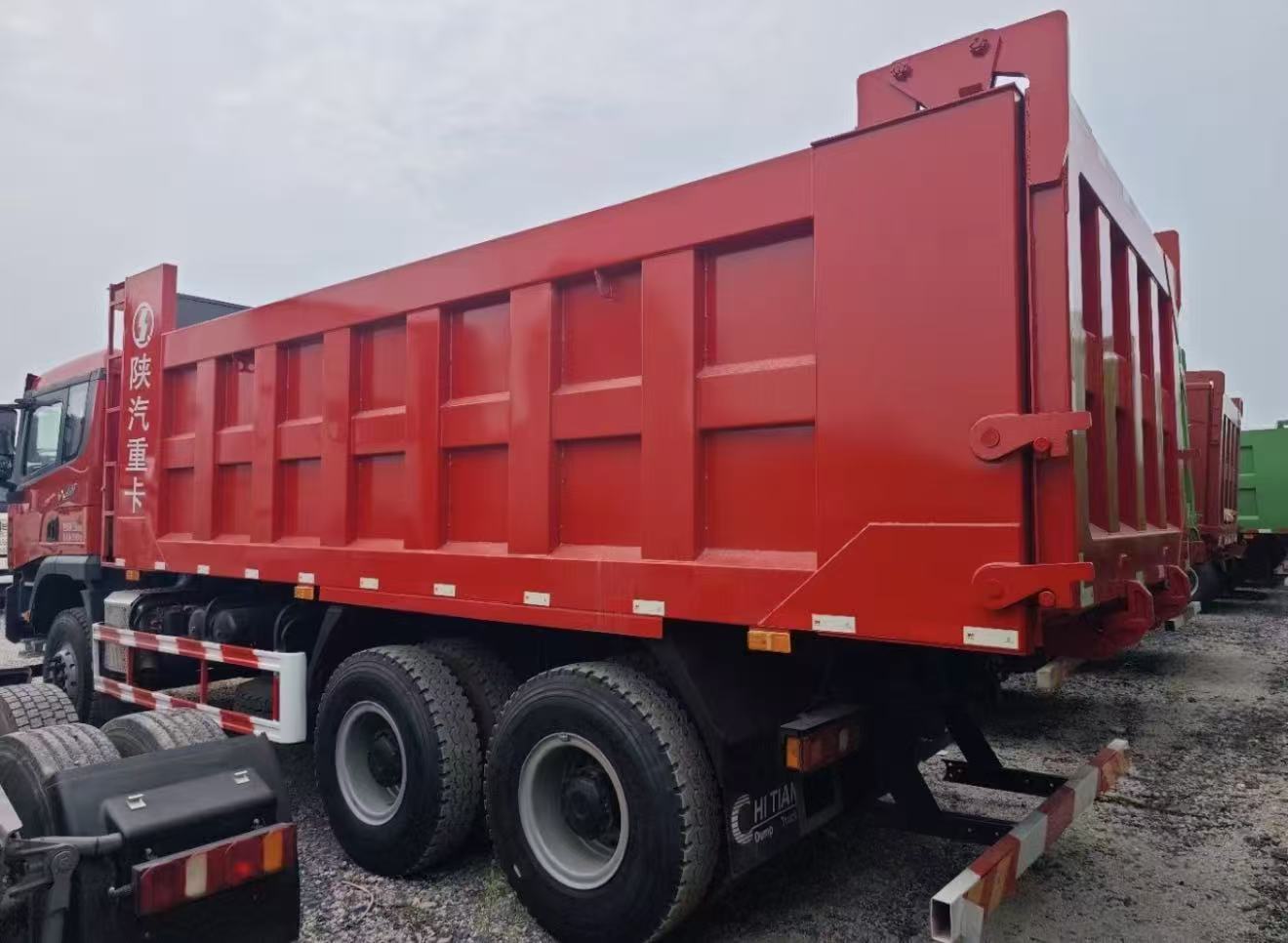 For Sale: Export to Africa Shaanxi Automobile Delong X3000 Dump Truck, Sinotruk Dump Engineering Vehicle, Mining Dump Truck for Transporting Soil and Gravel