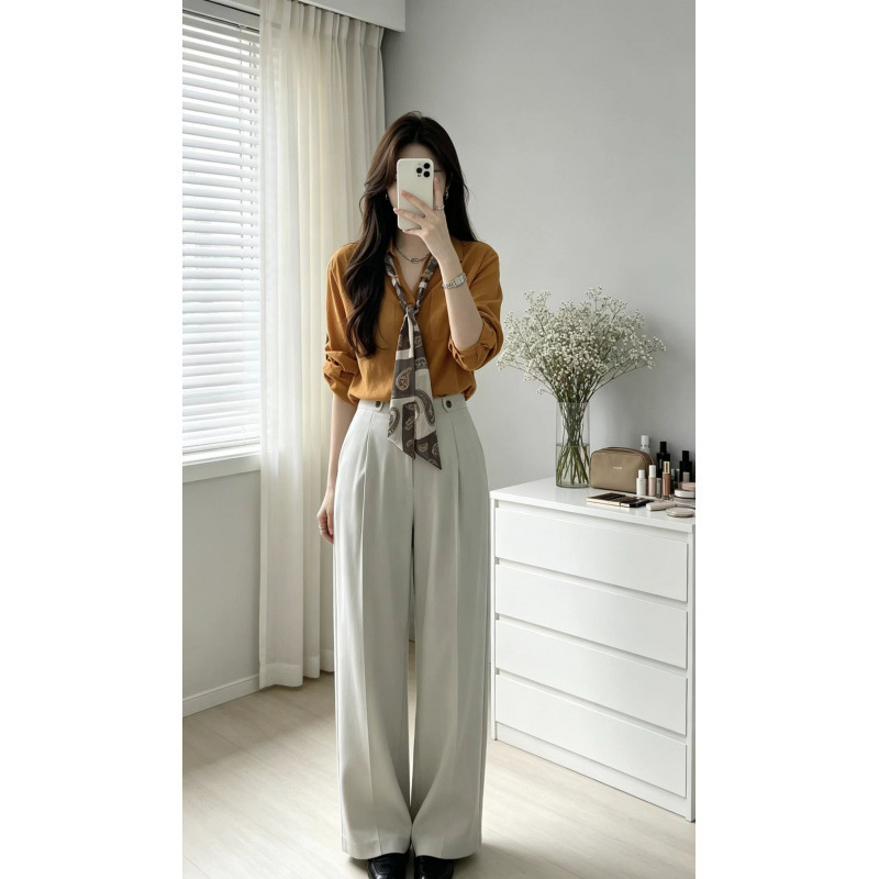 2026 Early Autumn Retro V-Neck Shirt for Women with Silk Scarf Accessory, Loose Fit, Draped Long Sleeve, Commuting Elegant Blouse 2026 Early Autumn Retro V-Neck Shirt for Women with Silk Scarf Accessory, Loose Fit, Draped Long Sleeve, Commuting Elegant Blouse