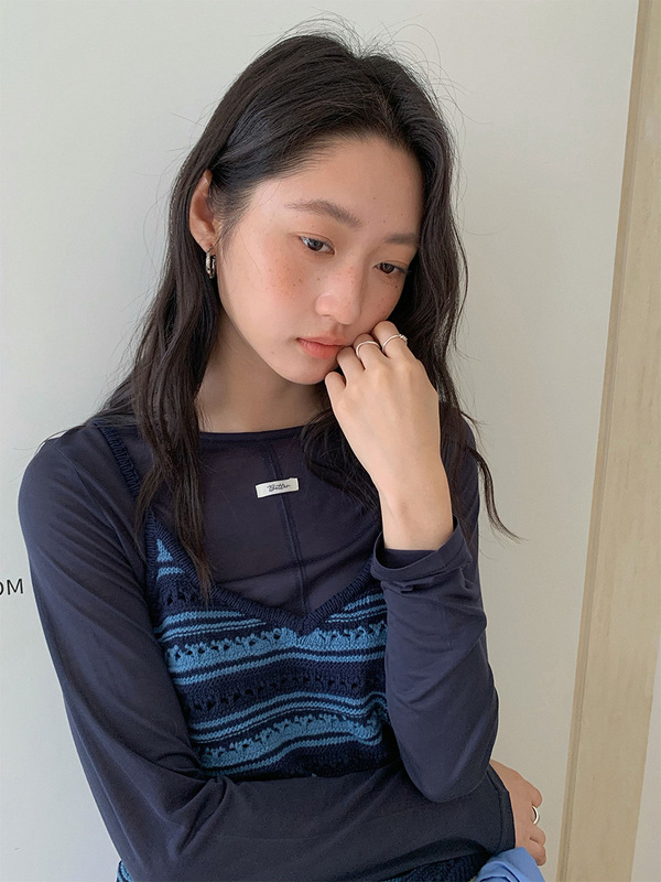 【打底吊带】苏奈  设计感条纹短款25秋显瘦V领背心女打底衫|undefined