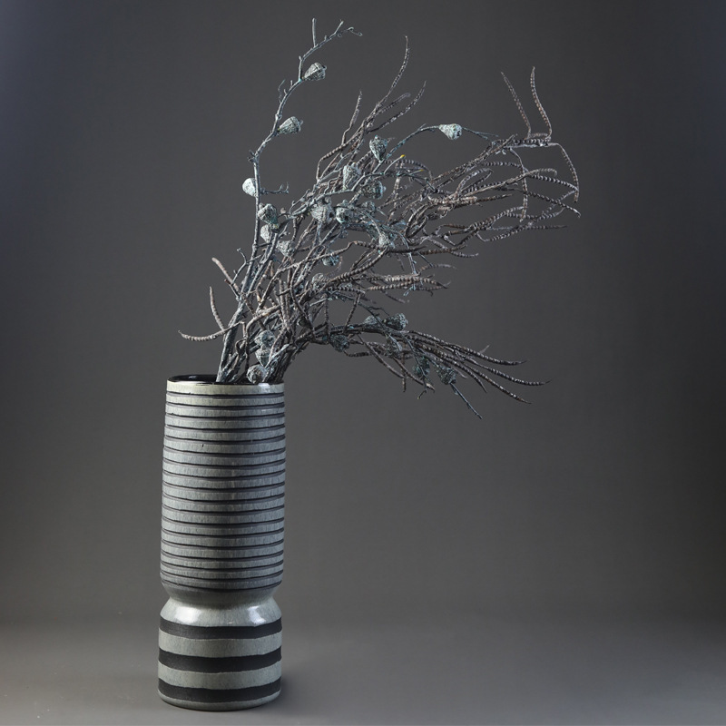 Wild Black Eucalyptus Fruit Wild Fruit Tree Leaf Bean Branch Eucalyptus Fruit Simulated Flower Fruit Photography Props Halloween Decoration