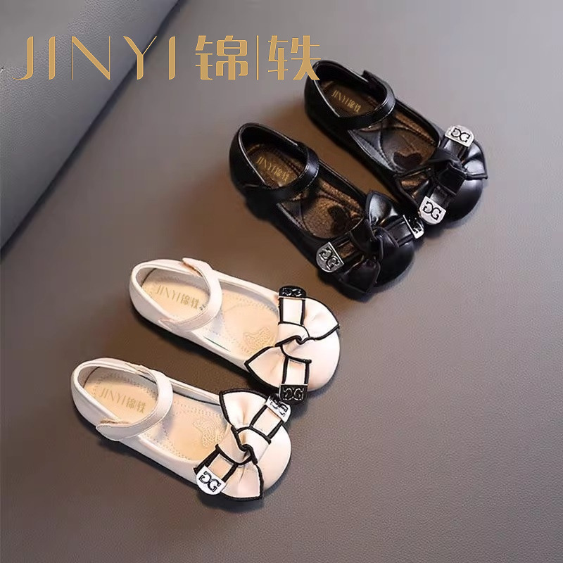 酒红色儿童皮鞋女童春秋季新款真皮珍珠吊坠软底学生单鞋演出舞蹈