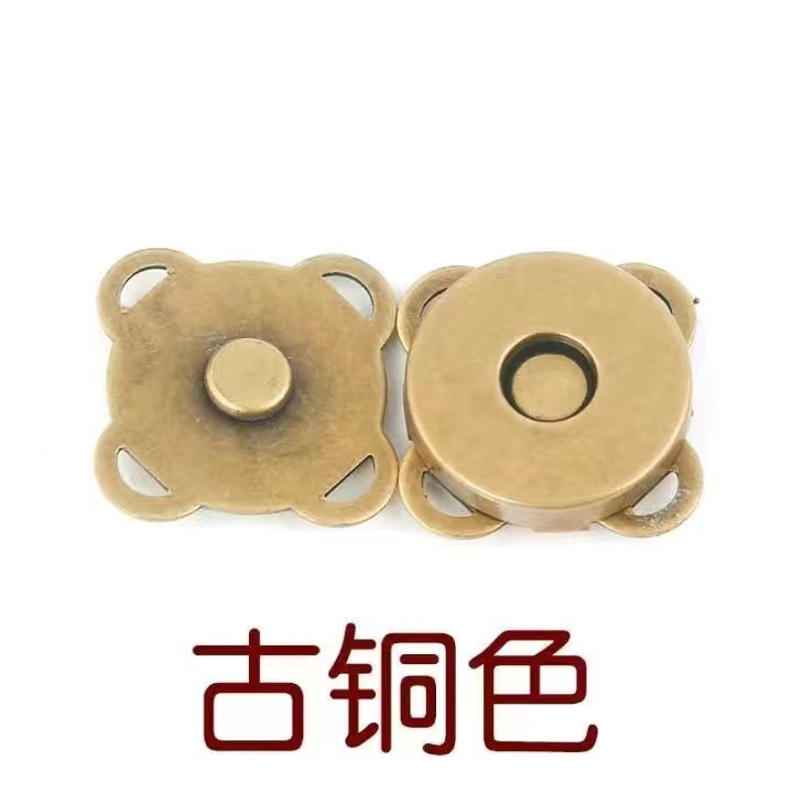 現物の梅の花の磁気ボタンの手縫いは鉄の石のボタンを吸収します。