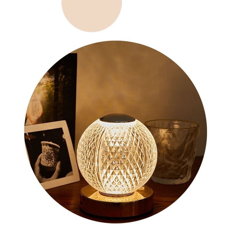 공장 직접 공급 크리스탈 구형 진주 웨딩 램프 간단한 빛 고급 침대 옆 침실 분위기 야간 조명