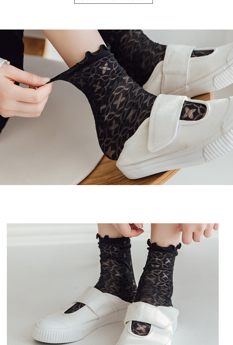 Women's Tube Socks Summer Thin Section Cute Japanese White Lace Hollow Pile Socks display picture 2