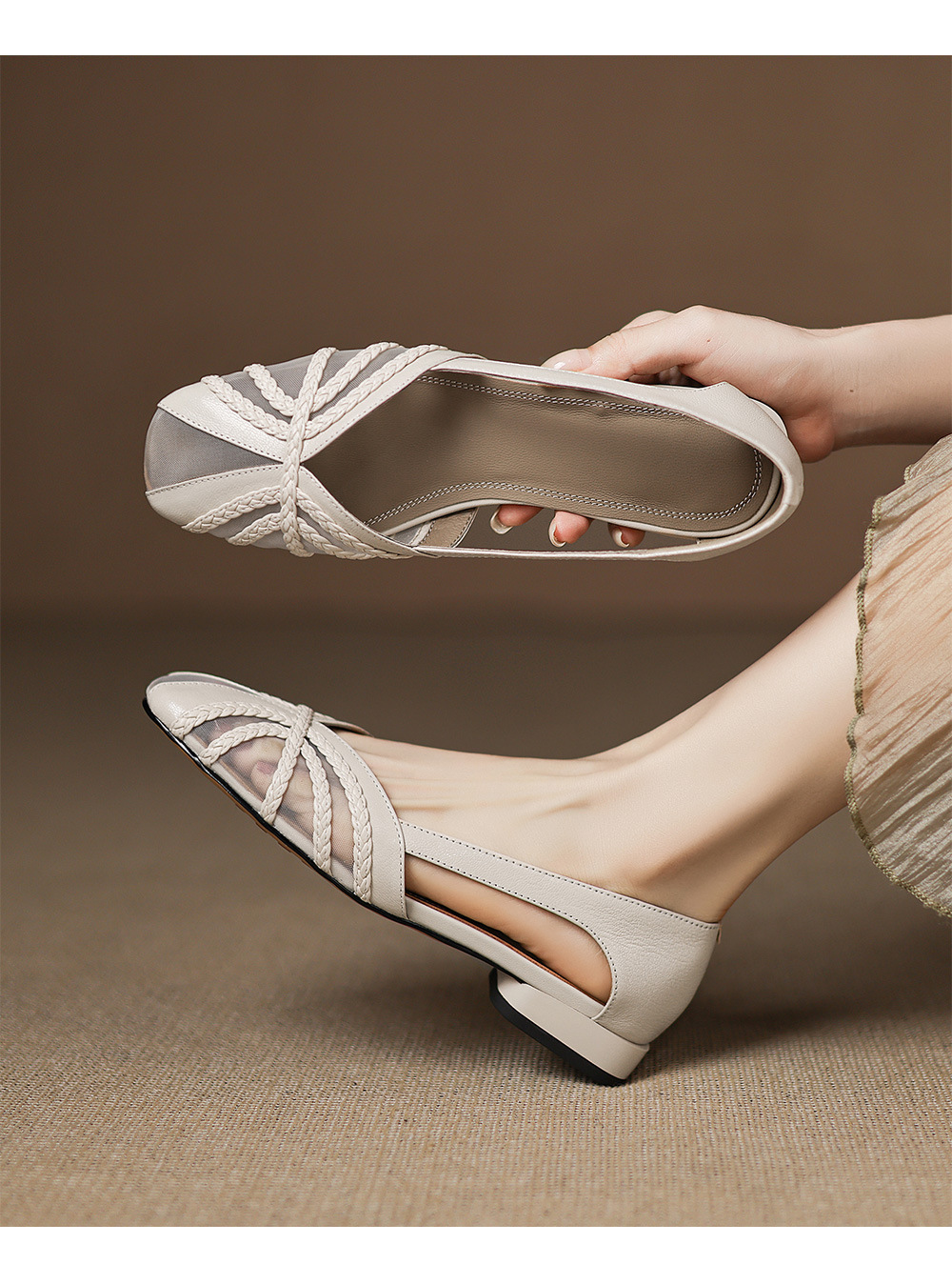Sandal nữ da cừu mũi kín đế bệt phối lưới thoáng khí — đen chi tiết 6