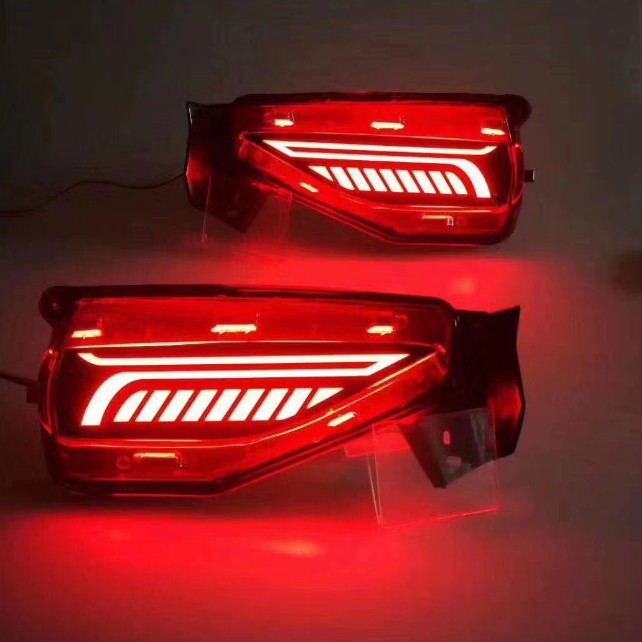 Adecuado para Toyota runner fortuner runner luz trasera parachoques 2015-17LED luz trasera freno trasero luz antiniebla