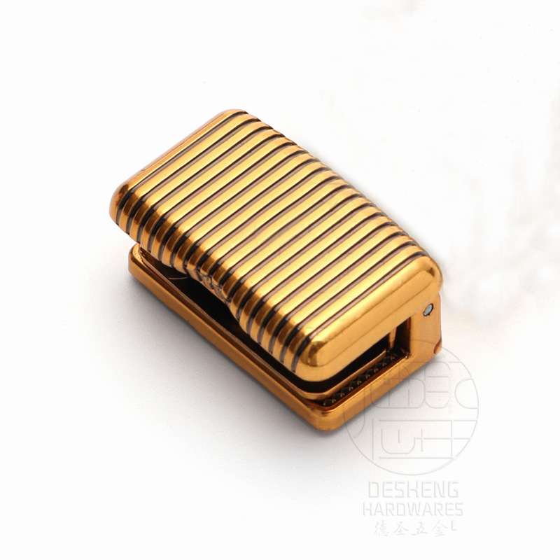 블랙 골드 클립 스타일