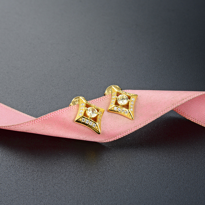 Pendientes de accesorios de diamantes frescos Corea del Sur Dongdaemun s925 pendientes de circón de plata