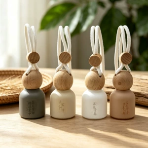 Car perfume bottle pendant, empty bottle, solid color matte diffuser bottle, car rearview mirror hanging ornament, aromatherapy refill bottle wholesale