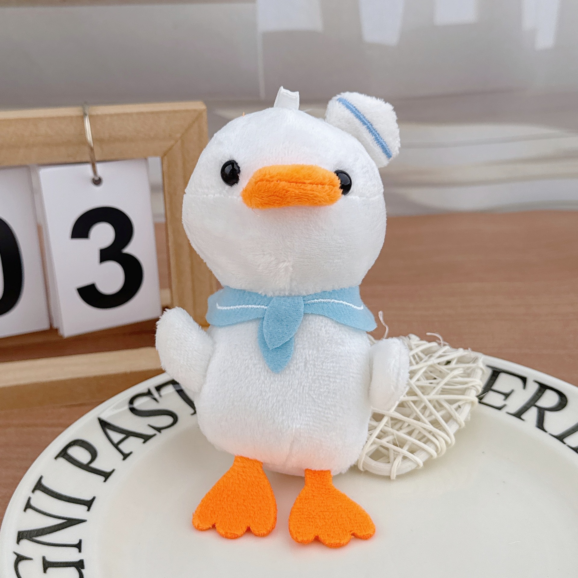 Tiktok viene en pato llavero muñeca bufanda pato muñeca felpa colgante bolsa colgante al por mayor