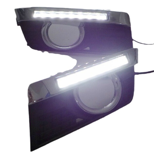 Adecuado para Cadillac SRX Luz de marcha diurna LED especial Luz de marcha diurna Luz de niebla modificación de posición de conducción diurna