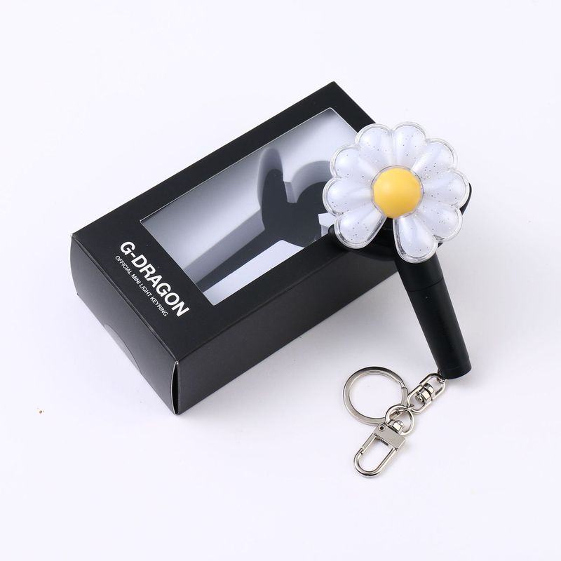 BIGBANG クォンジロン G-DRAGON デイジー サポートスティック キーホルダー カラフルライトペンダント 周辺機器 同型|undefined