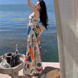 美式复古民族风油画涂鸦吊带连衣裙2026年夏季新款设计感长裙女装