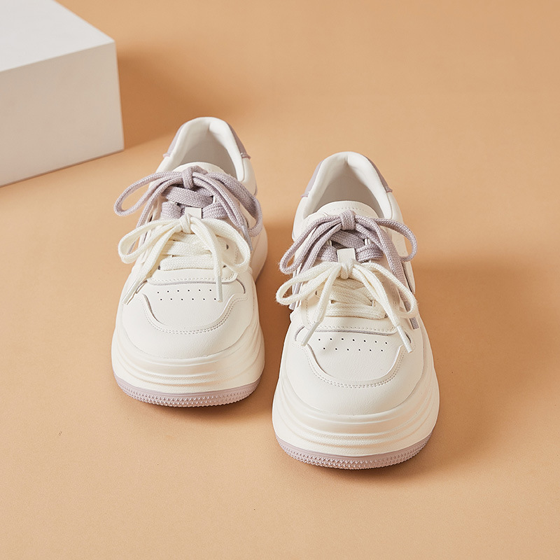 Four Seasons 새로운 여성 흰색 신발 두꺼운 단독 보드 신발 증가 스포츠 레저 패션 여성 신발