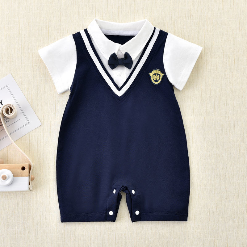 Summer baby bodysuit for newborn boys, thin and breathable, collared, polo shirt, short-sleeved, two-piece style.