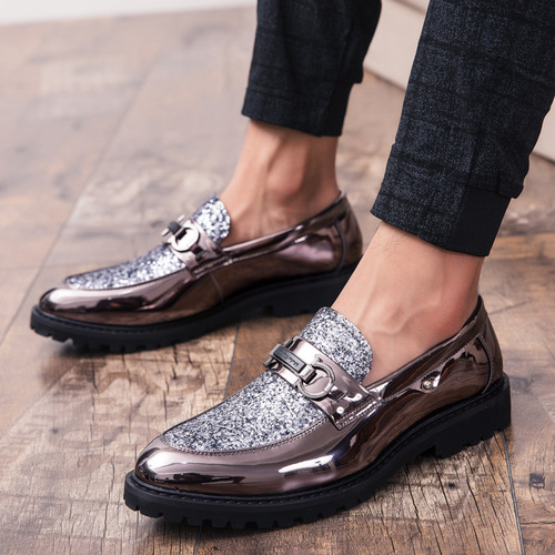 Bright leather shoes for spring and autumn new trend slip-on leather shoes 46 Korean casual hair stylist shoes fashionable moccasin-mino shoes