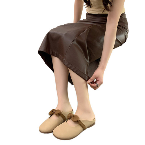 French-style bow sandals for women, 2025 summer collection—versatile, sweet, and perfect for outdoor wear with a delicate bow detail.